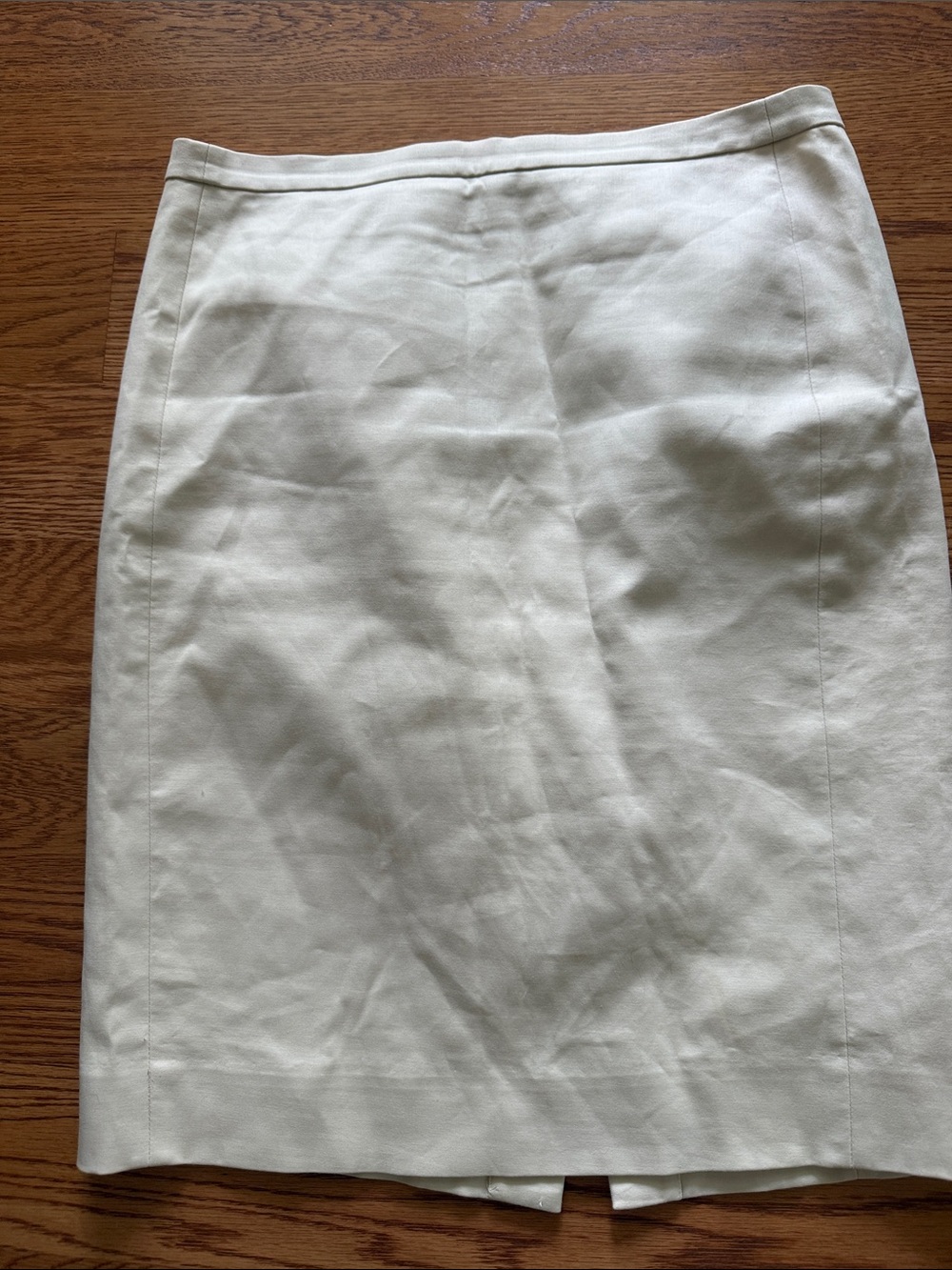 J. Crew Cream Pencil Skirt - Sleek Tailored Silhouette